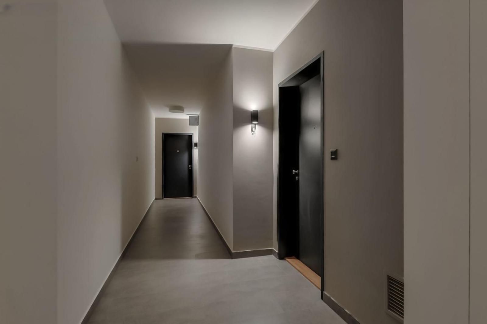 Holesovice Delight: Modern Comfort With A Twist In Prague 7 Esterno foto