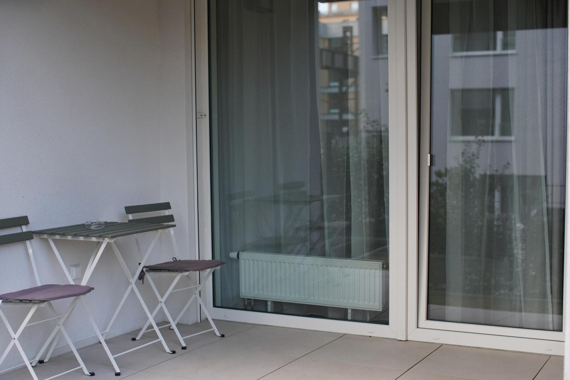 Holesovice Delight: Modern Comfort With A Twist In Prague 7 Esterno foto