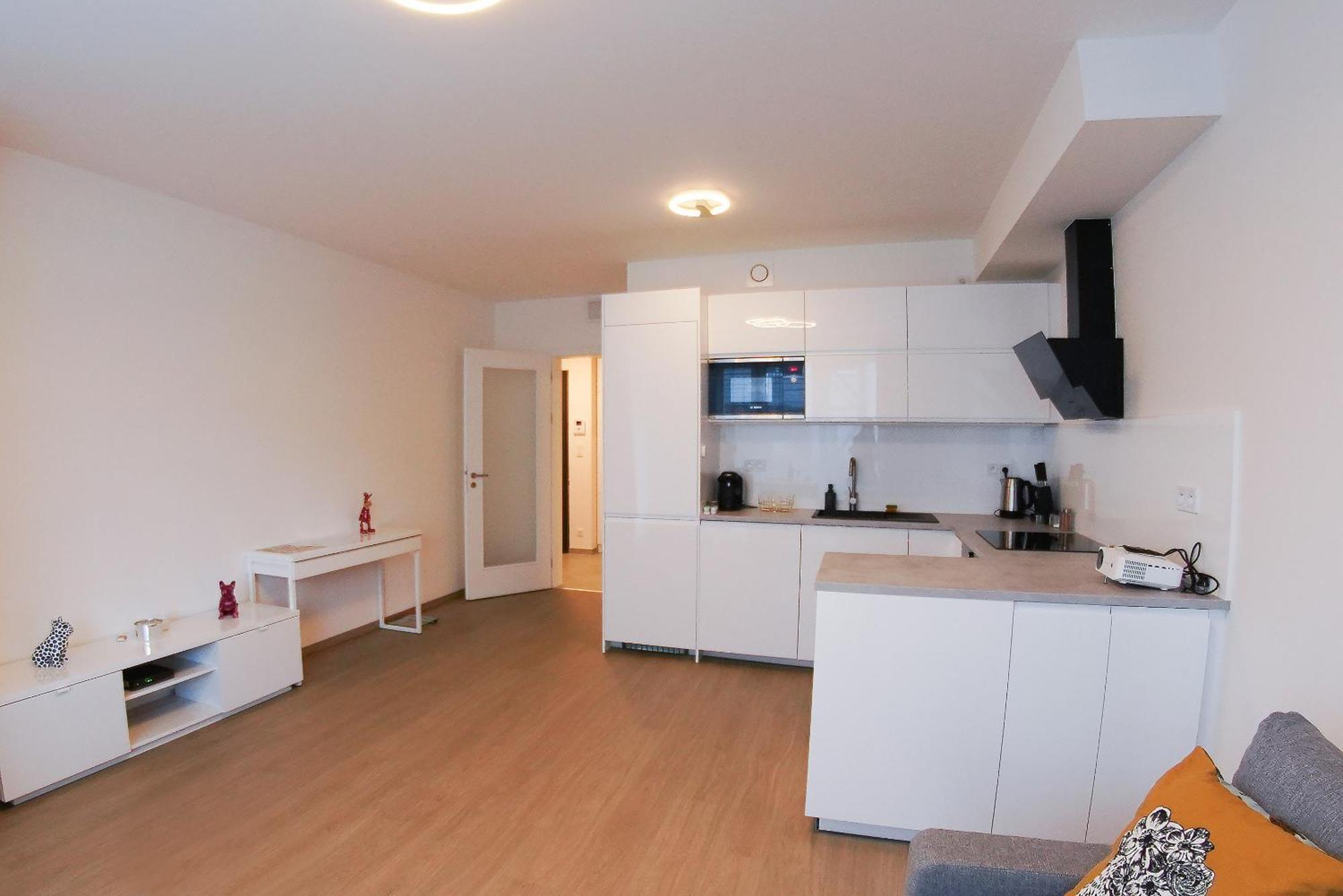 Holesovice Delight: Modern Comfort With A Twist In Prague 7 Esterno foto